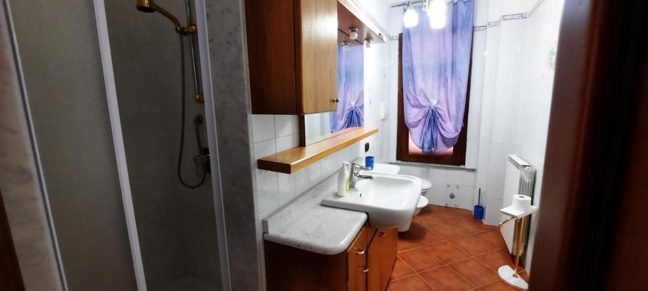 Appartamento Comodo Per Lerici E 5 Terre Piano di Follo Exterior photo